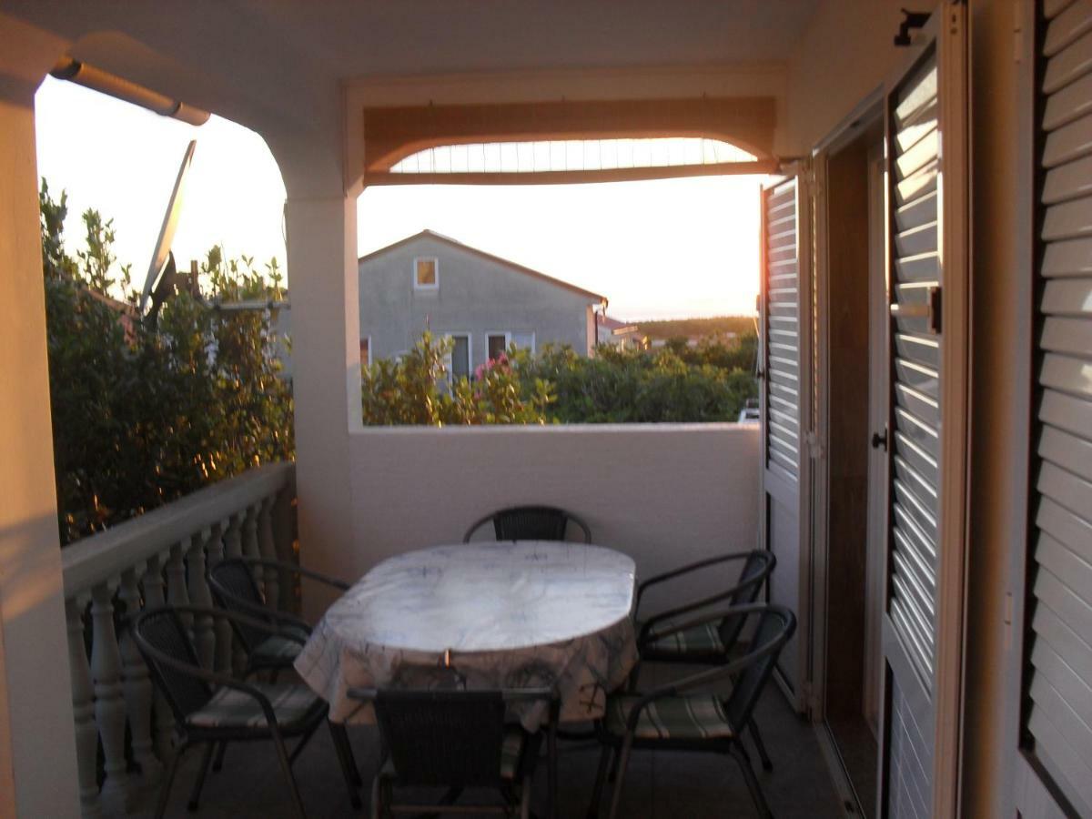 Apartment Zdenka Povljana Eksteriør bilde