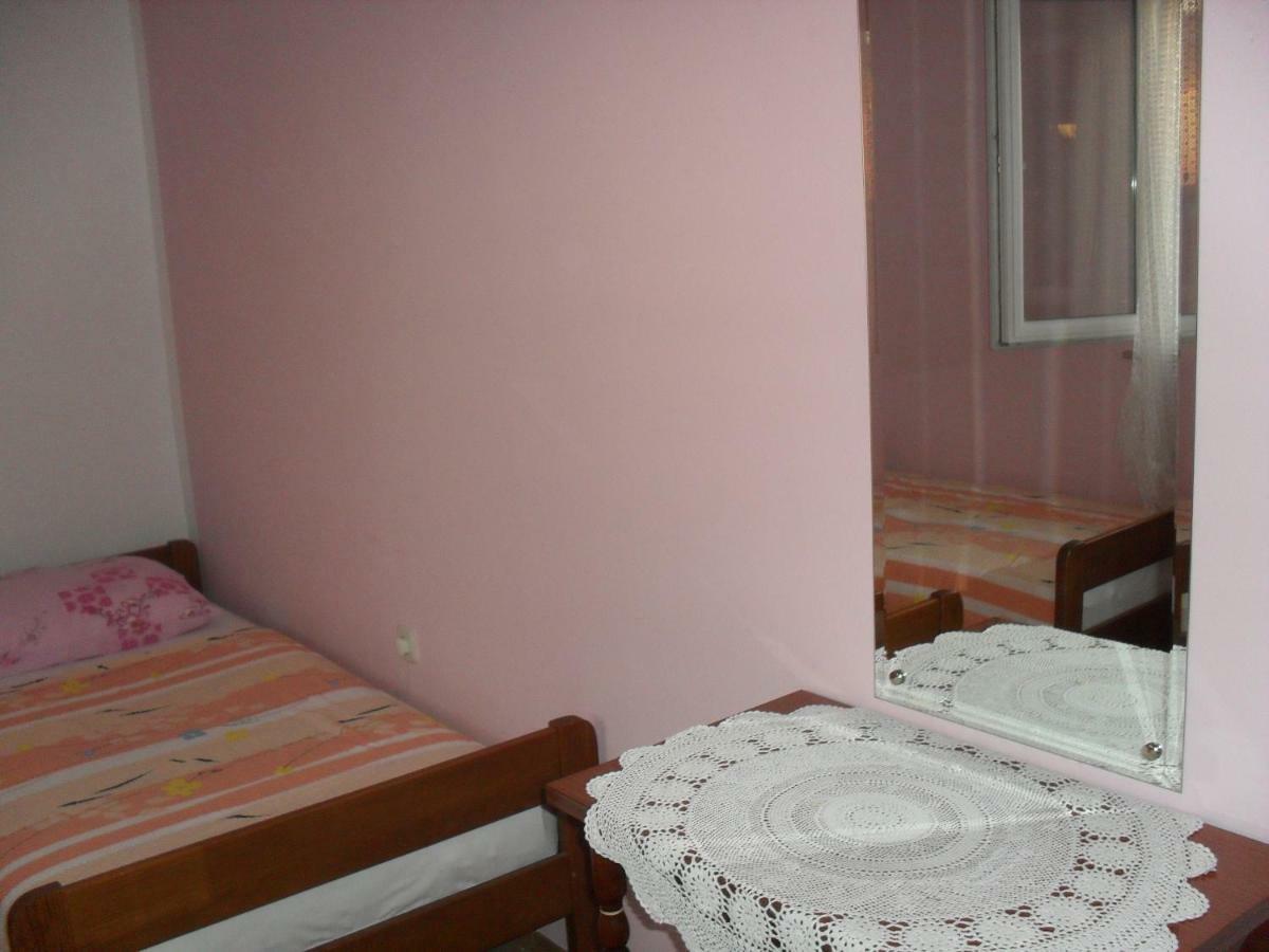 Apartment Zdenka Povljana Eksteriør bilde